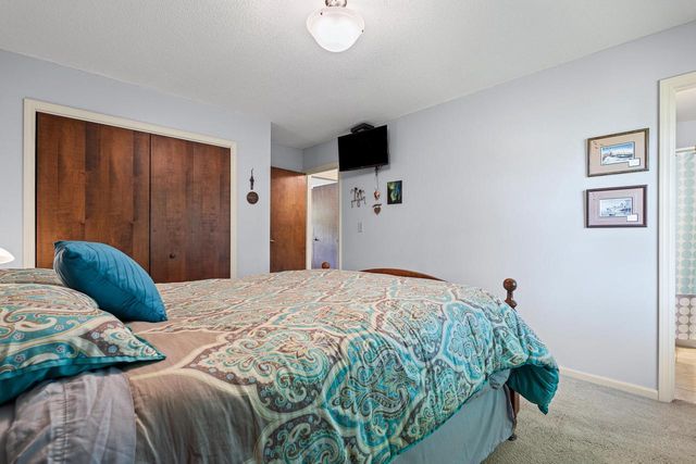725 Hanson COURT, Onalaska, WI 54650