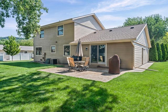 725 Hanson COURT, Onalaska, WI 54650