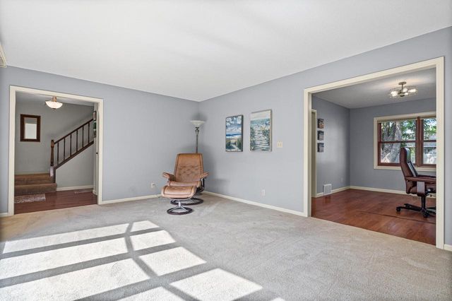 725 Hanson COURT, Onalaska, WI 54650