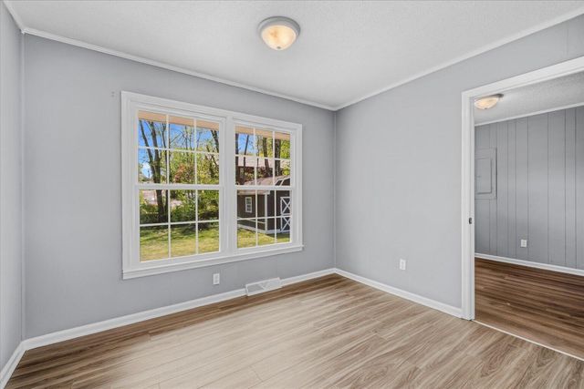 1903 Valley Lane, Dalton, GA 30720