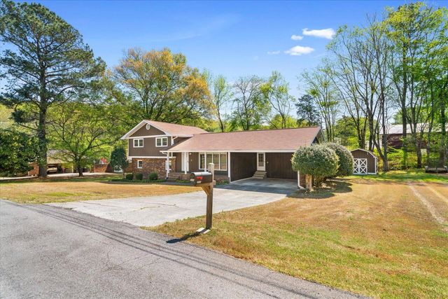 1903 Valley Lane, Dalton, GA 30720