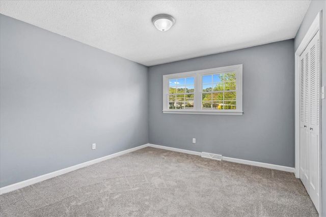 1903 Valley Lane, Dalton, GA 30720
