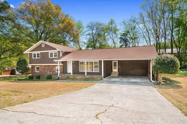 1903 Valley Lane, Dalton, GA 30720