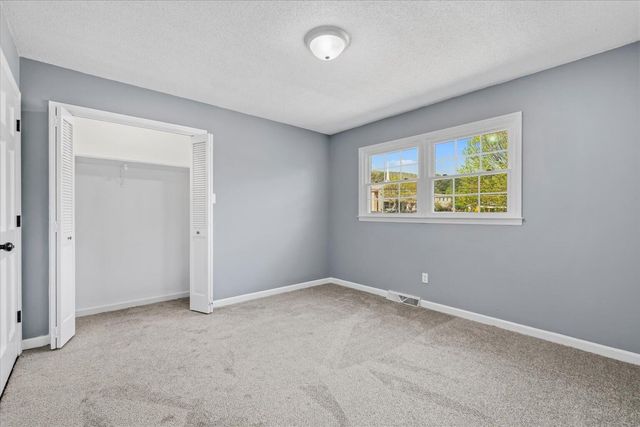 1903 Valley Lane, Dalton, GA 30720