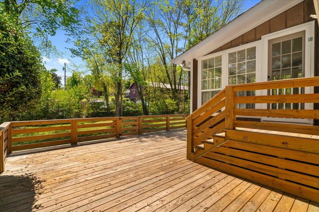1903 Valley Lane, Dalton, GA 30720