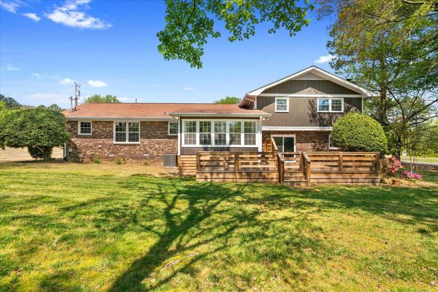 1903 Valley Lane, Dalton, GA 30720