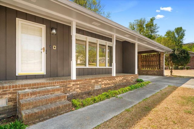 1903 Valley Lane, Dalton, GA 30720