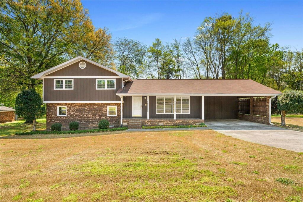 1903 Valley Lane, Dalton, GA 30720
