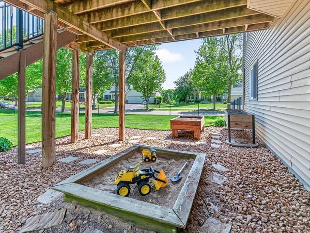 3861 Covey Trail, Minnetrista, MN 55375