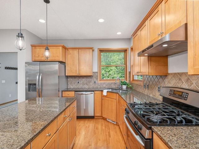 3861 Covey Trail, Minnetrista, MN 55375