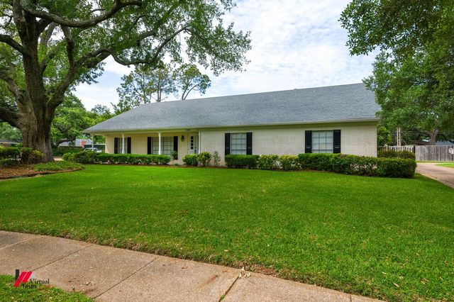 2304 Belmont Boulevard, Bossier City, LA 71111