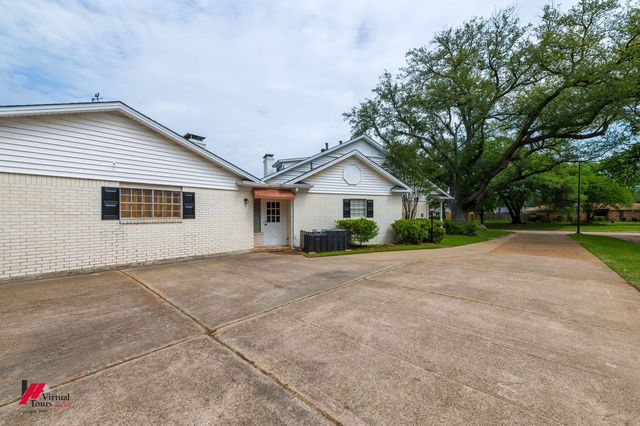 2304 Belmont Boulevard, Bossier City, LA 71111