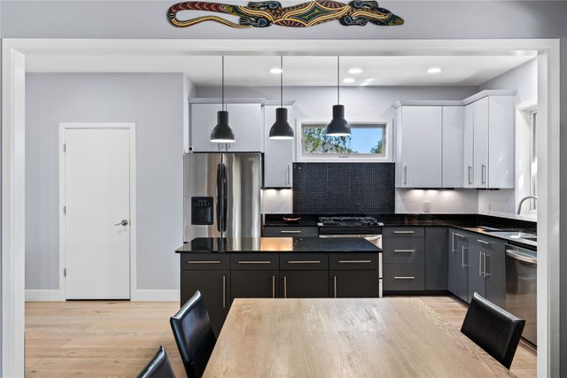 240 Durning Road, Van Alstyne, TX 75495