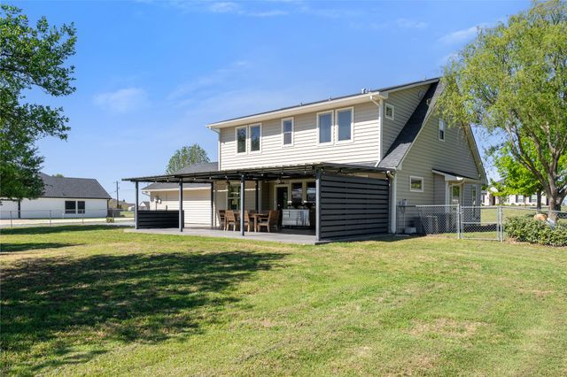 240 Durning Road, Van Alstyne, TX 75495