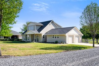 240 Durning Road, Van Alstyne, TX 75495