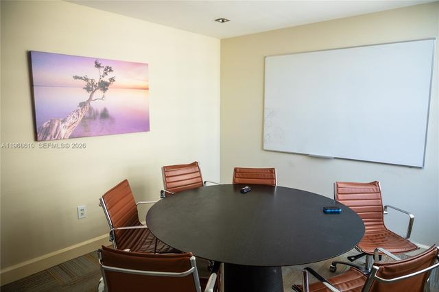 950 Brickell Bay Dr 1504, Miami, FL 33131