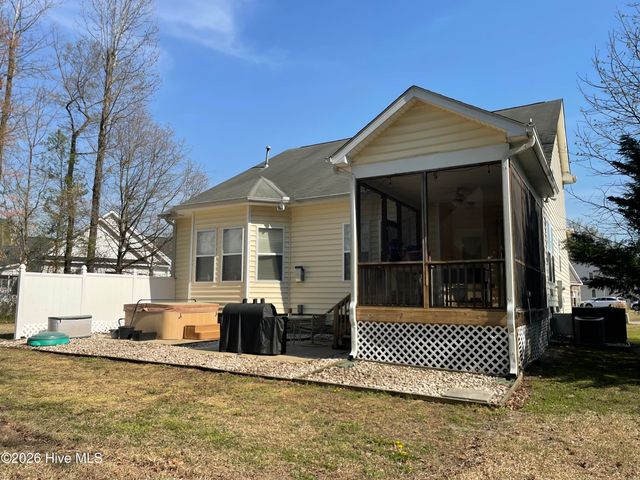 2871 Little Gem Circle, Winterville, NC 28590