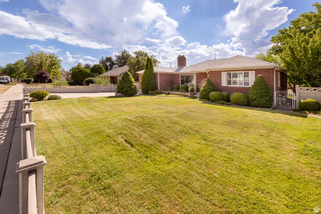 3588 S 2500 E, Millcreek, UT 84109 — photo 4