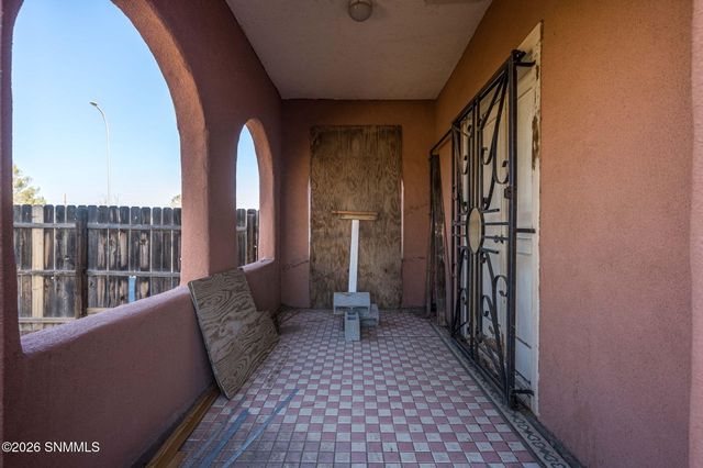 1143 N Main Street, Las Cruces, NM 88001