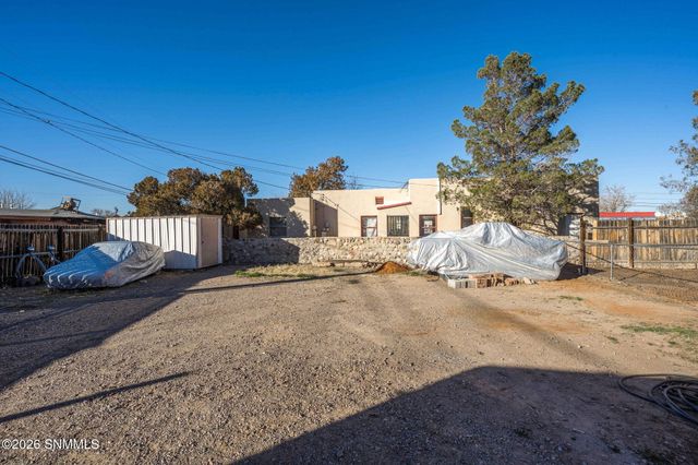 1143 N Main Street, Las Cruces, NM 88001