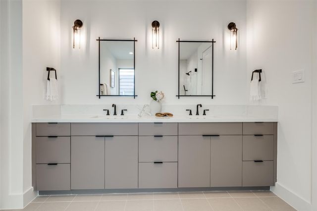 1209 W Bell Street, Houston, TX 77019