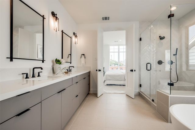 1209 W Bell Street, Houston, TX 77019