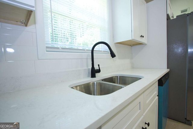 10154 Allen Drive SW, Covington, GA 30014