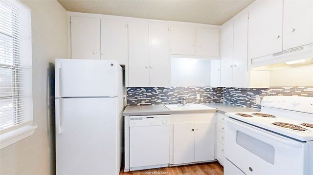 3800 East 29th Street 13, Bryan, TX 77802