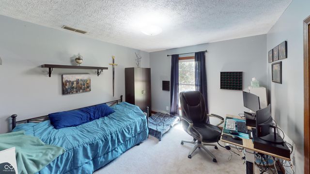 408 Deer Walk Trace, Westfield, IN 46074