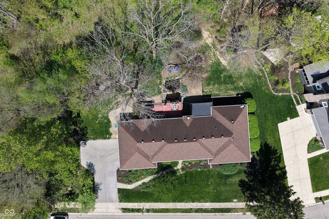 408 Deer Walk Trace, Westfield, IN 46074