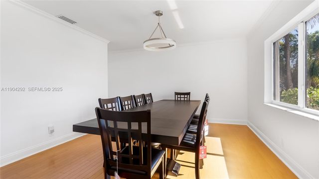 2445 SE 8 St, Pompano Beach, FL 33062