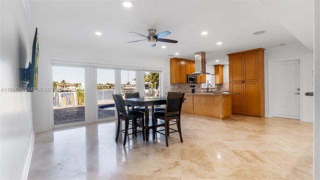2445 SE 8 St, Pompano Beach, FL 33062