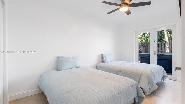 2445 SE 8 St, Pompano Beach, FL 33062