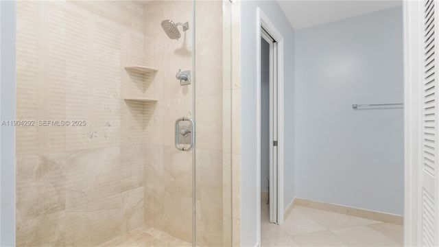 2445 SE 8 St, Pompano Beach, FL 33062