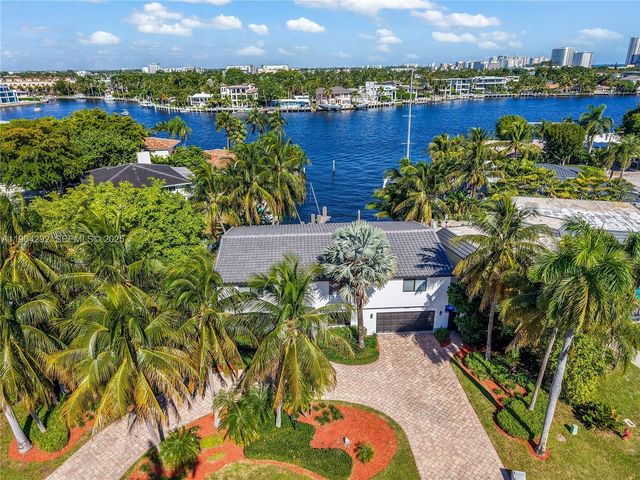 2445 SE 8 St, Pompano Beach, FL 33062