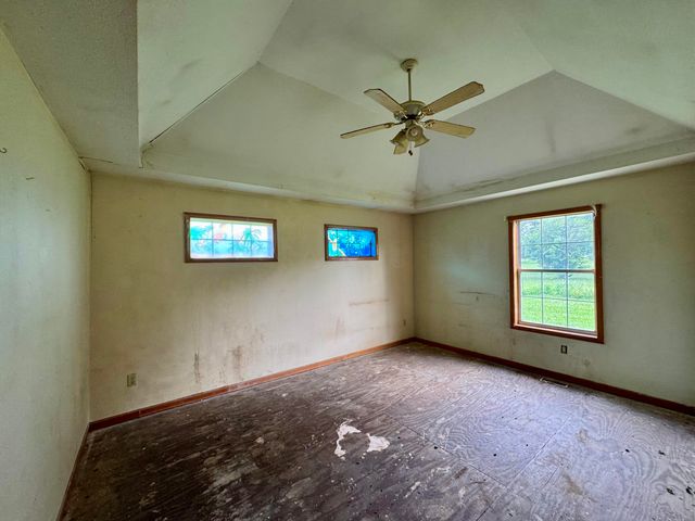 5028 Cloverdale Lane, Battlefield, MO 65619