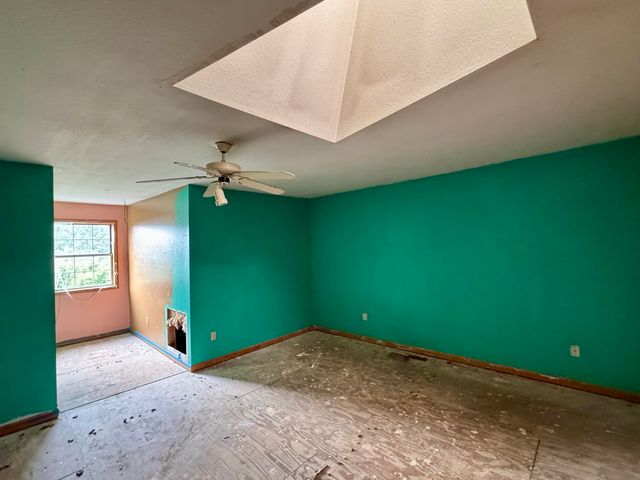 5028 Cloverdale Lane, Battlefield, MO 65619