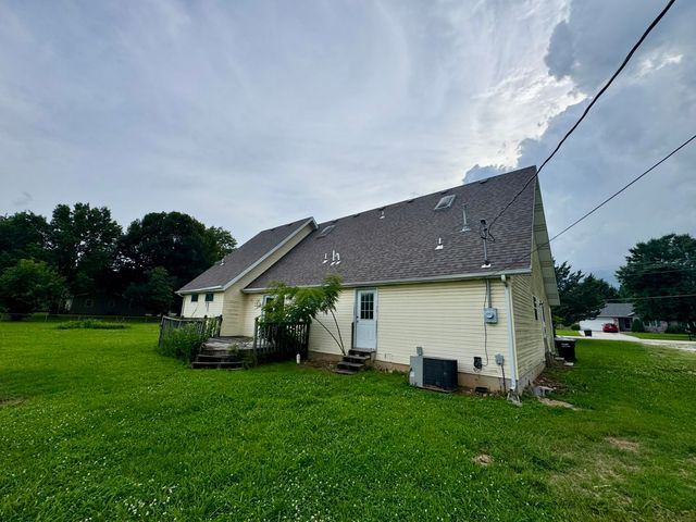 5028 Cloverdale Lane, Battlefield, MO 65619