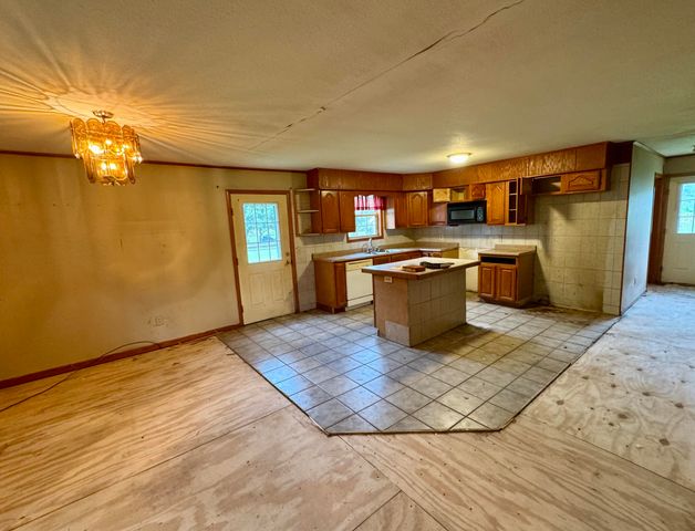 5028 Cloverdale Lane, Battlefield, MO 65619