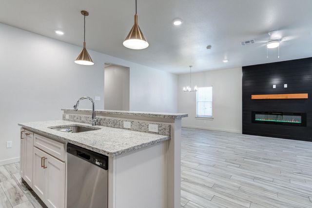 7052 41st Street, Lubbock, TX 79407