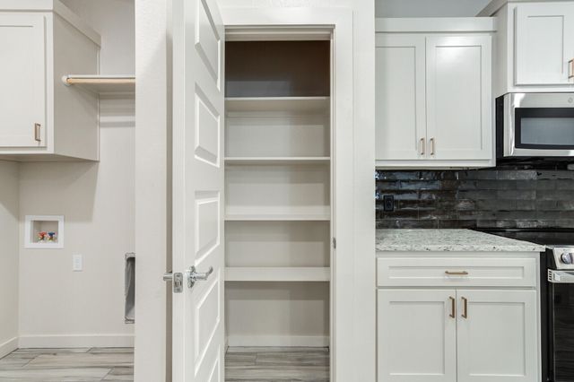 7052 41st Street, Lubbock, TX 79407