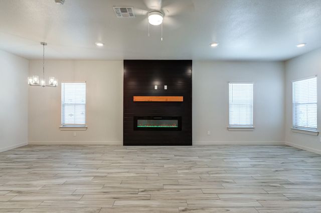 7052 41st Street, Lubbock, TX 79407