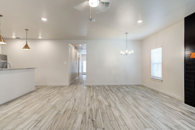 7052 41st Street, Lubbock, TX 79407