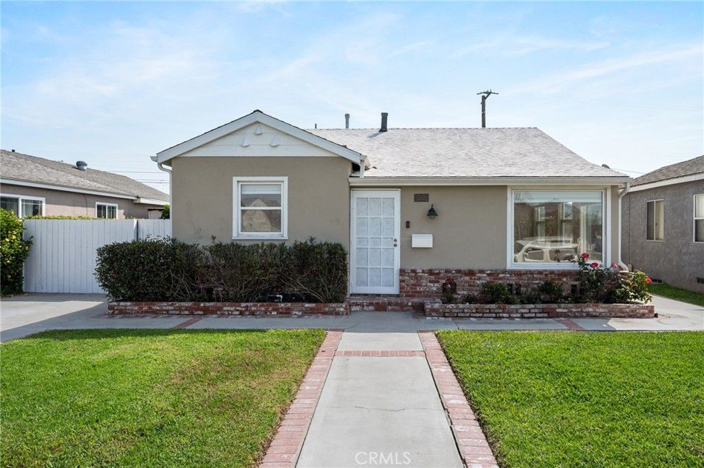 Image 1 of property listing at 15302 Casimir Avenue, Gardena, CA 90249