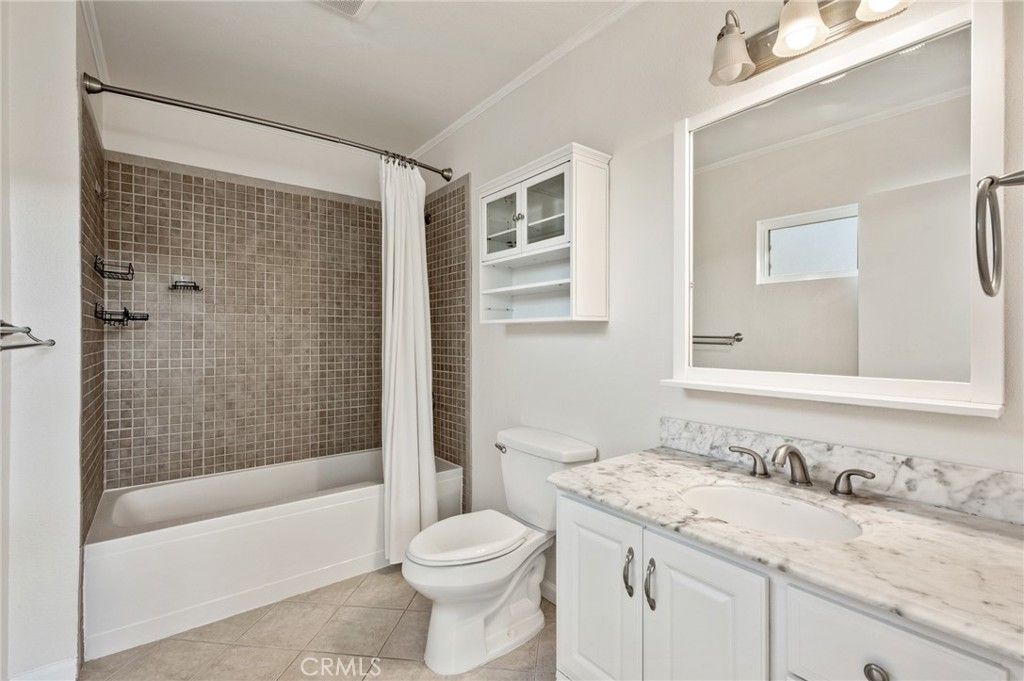 Image 31 of property listing at 15302 Casimir Avenue, Gardena, CA 90249