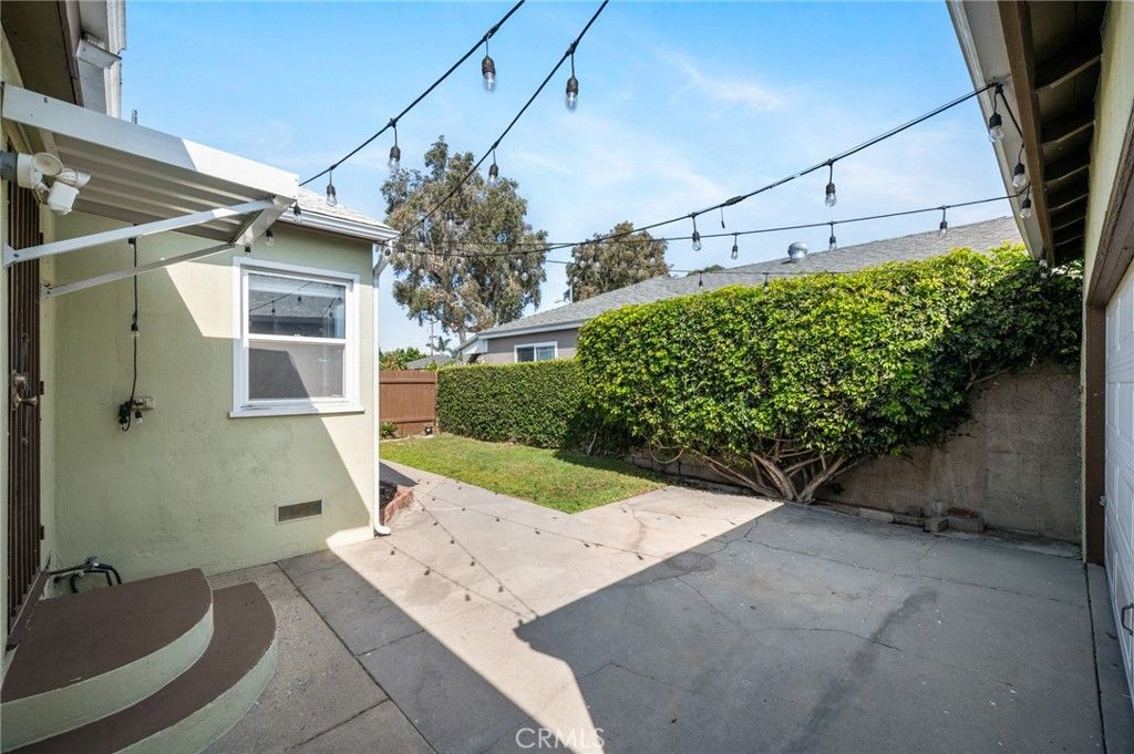 Image 32 of property listing at 15302 Casimir Avenue, Gardena, CA 90249