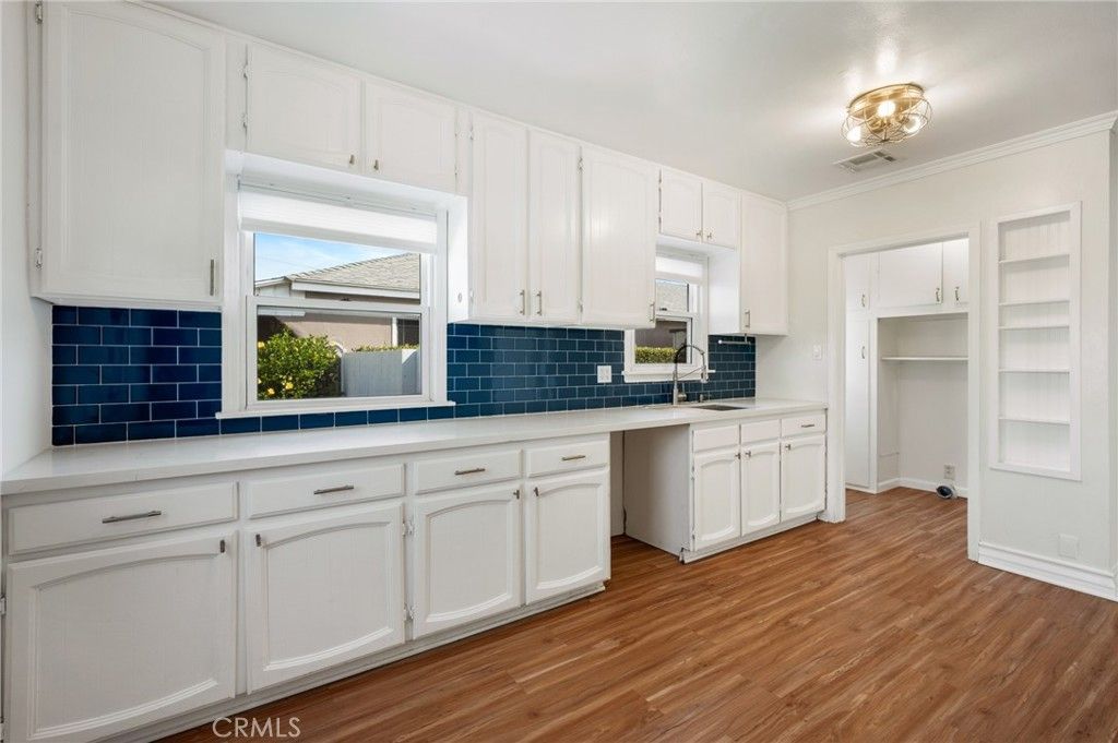 Image 8 of property listing at 15302 Casimir Avenue, Gardena, CA 90249