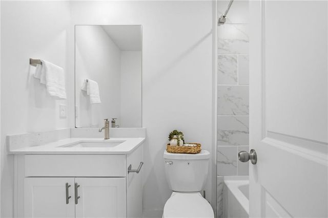 6410 Hawkins Manor Drive, Cumming, GA 30040