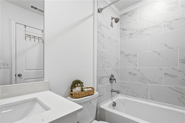 6410 Hawkins Manor Drive, Cumming, GA 30040