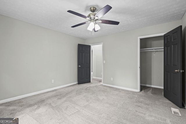 25 Hearthstone Drive, Newnan, GA 30263